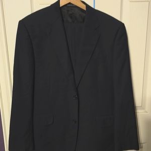 Giorgio Armani suit size 40 regular